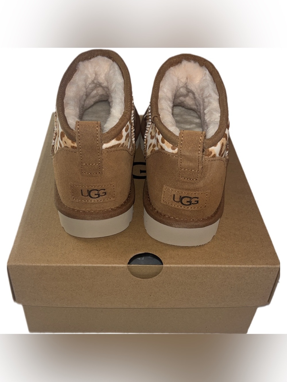 UGG Classic Ultra Animal Print Mini Plains - Picture 2 of 7